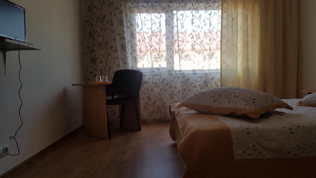 Casa Rustica Apart & Rooms Cîmpineanca 外观 照片
