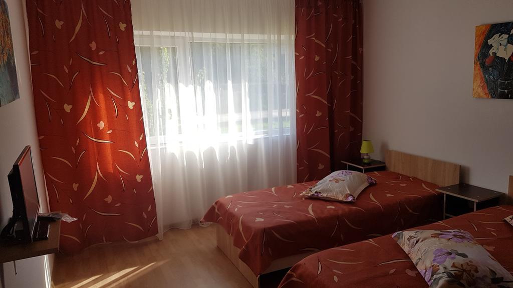 Casa Rustica Apart & Rooms Cîmpineanca 外观 照片