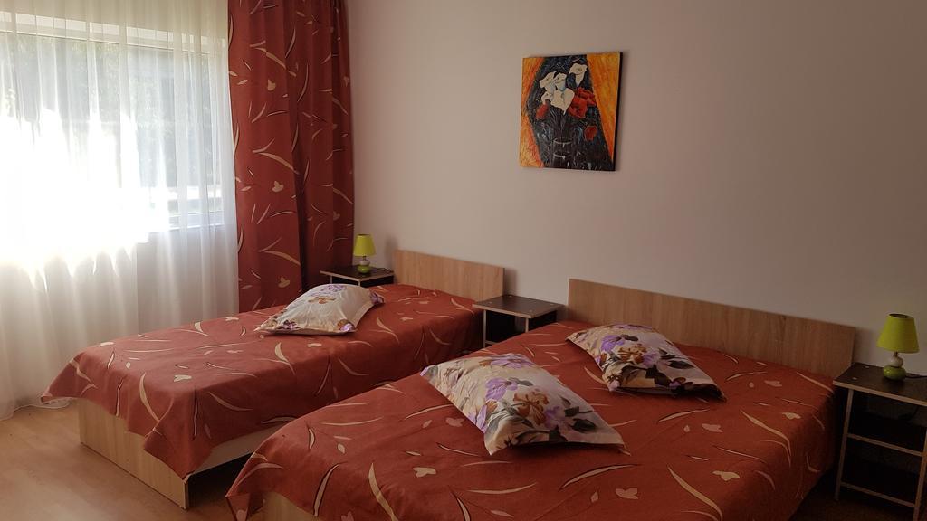 Casa Rustica Apart & Rooms Cîmpineanca 外观 照片