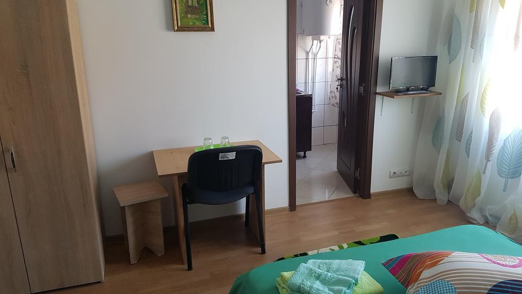 Casa Rustica Apart & Rooms Cîmpineanca 外观 照片